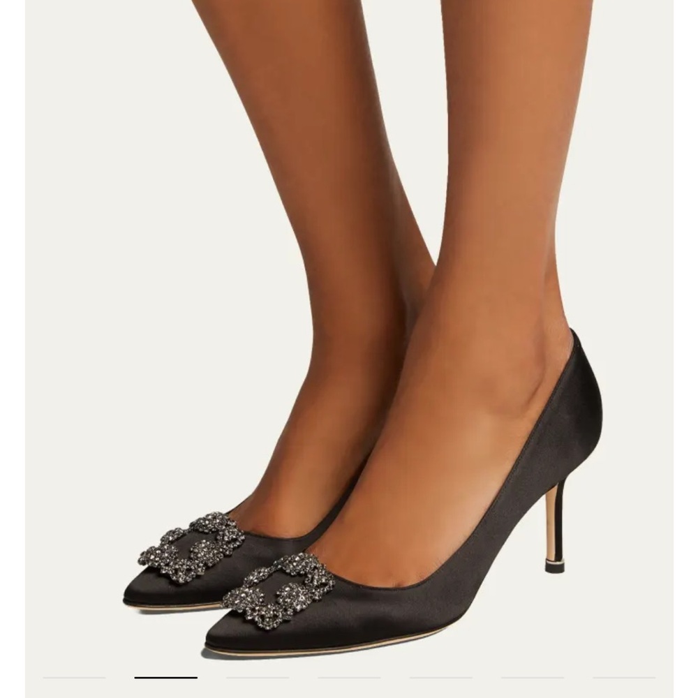 Manolo Blahnik Black Hangisi 70mm Pump
